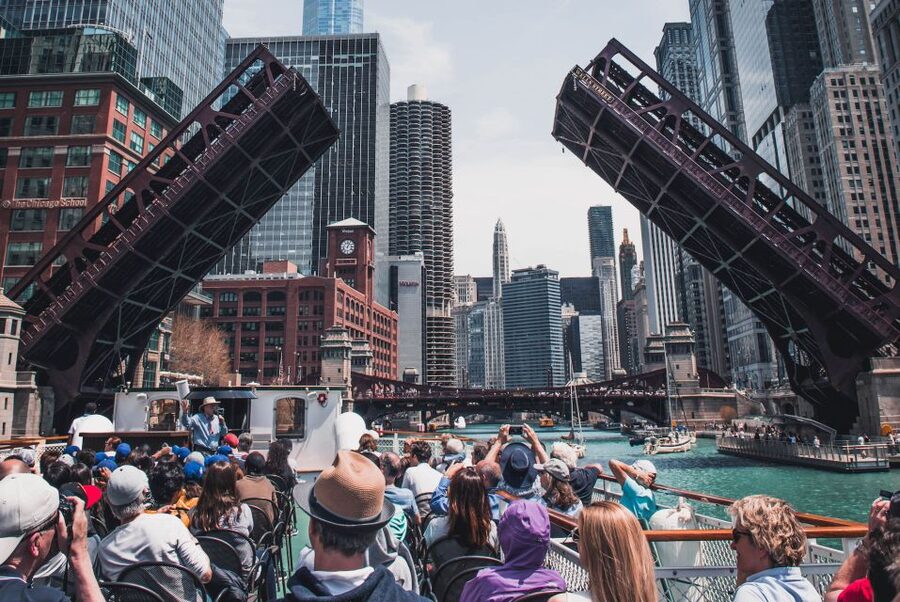 Chicago: Architecture Center Cruise on Chicago's First Lady - Open-air decks, indoor salons, and the view from the water
