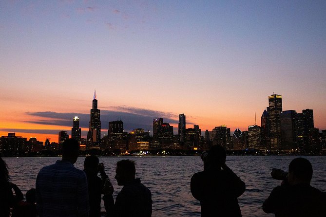 Chicago Architecture Center River Cruise aboard First Lady - Trump Tower, Mies, and the conversation between buildings