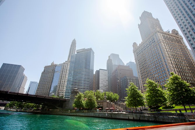 Chicago Architecture River Cruise - The guide is the heart of the experience