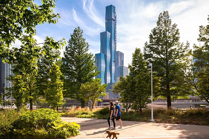 Chicago Architecture Walking Tour: What's New - Pioneer Court and the first look at Chicago’s changing center