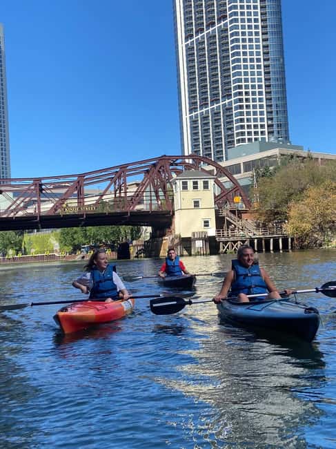 Chicago: History and Architecture Guided Kayak Tour - Passing beneath Chicago’s iron bridges