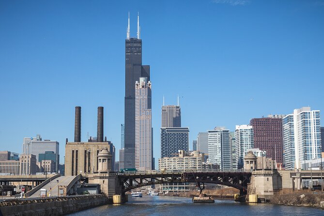 Chicago in a Day: Food and Architecture Private Walking Tour - Wrigley Building and Tribune Tower