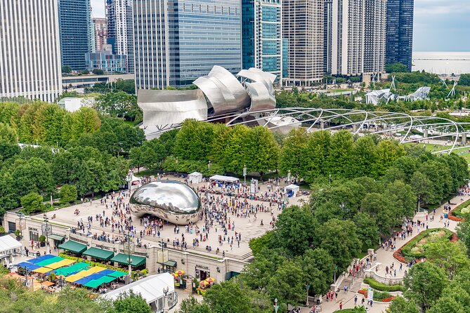 Chicago Premium Driving Tour with River Boat Cruise and Sky Deck - Buckingham Fountain and Grant Park