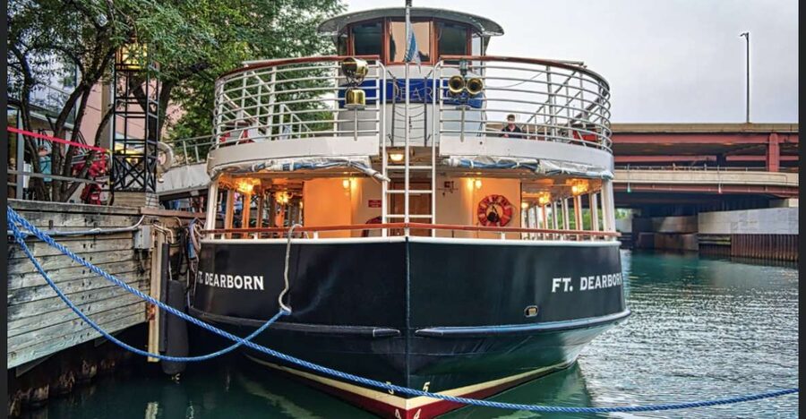 Chicago River: 1.5-Hour Guided Architecture Riverboat Tour - Boarding the classic 200-passenger riverboat