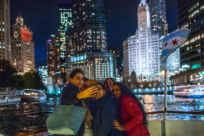 Chicago River 45-Minute Architecture Tour from Magnificent Mile - Lyric Opera and the performance side of Chicago