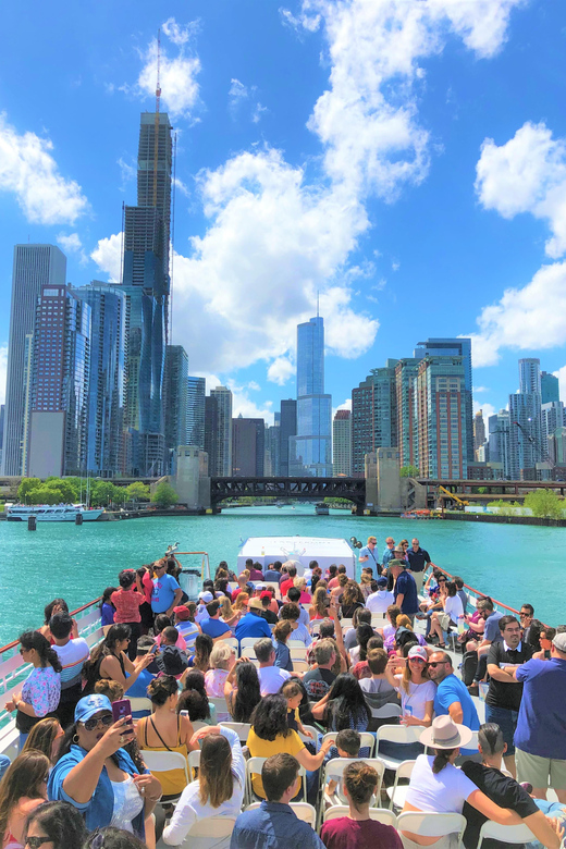 Chicago River 90-Min Architecture Boat Tour - Finding the dock at 900 S Wells Street