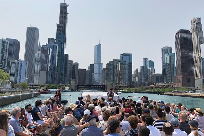Chicago River 90-Minute Architecture Boat Tour - Why the Chicago River is the right place to begin