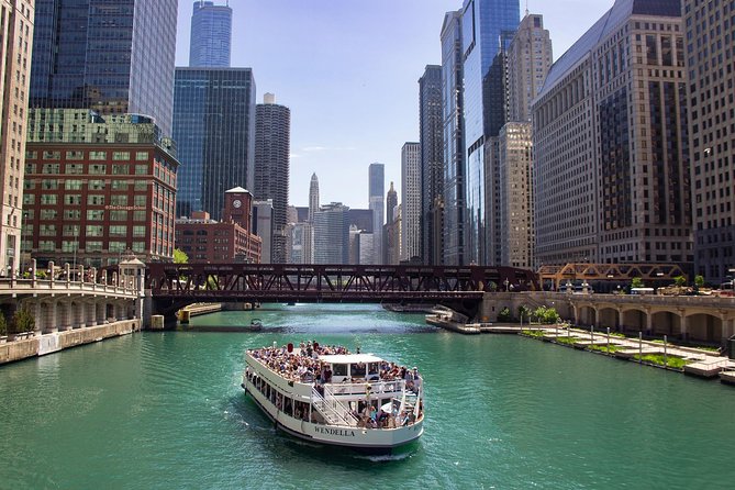 Chicago River 90-Minute Architecture Tour - The Lyric Opera and the city’s cultural side
