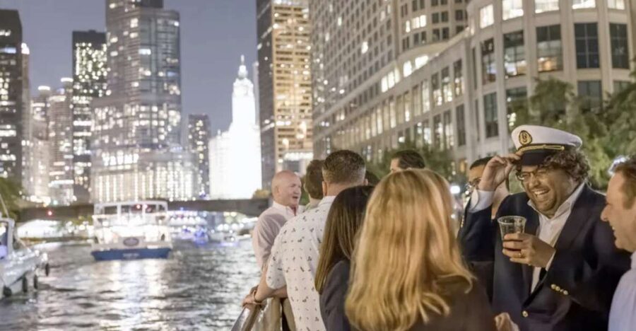 Chicago River: Guided Sunset Cocktail & Architecture Tour - Weather matters more than the ticket page suggests