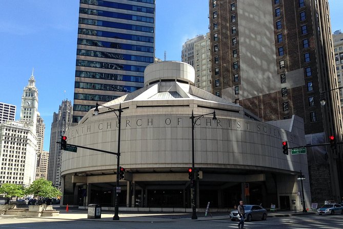 Chicago Walking Tour: Modern Architecture - Marina City and Bertrand Goldberg’s urban experiment