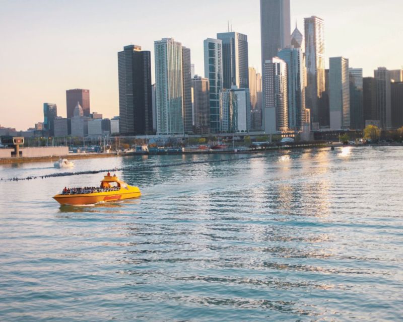 City Cruises Chicago: 75-min Speedboat Architecture Cruise - DuSable Bridge and the classic downtown towers