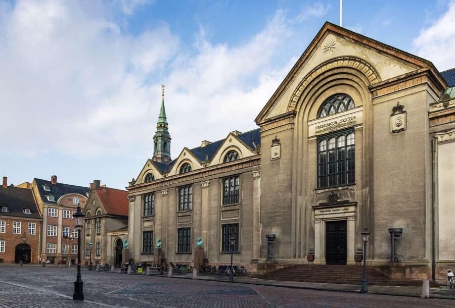 Copenhagen City, Old Town, Nyhavn, Architecture Walking Tour - Practical details that affect your day