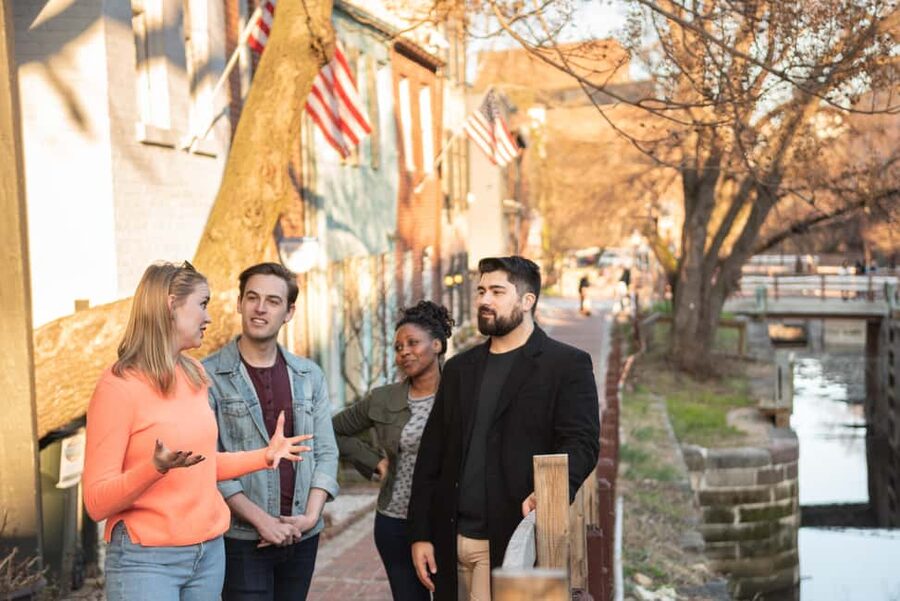 DC: Georgetown History & Architecture Tour with Local Guide - Why Georgetown deserves a walking tour