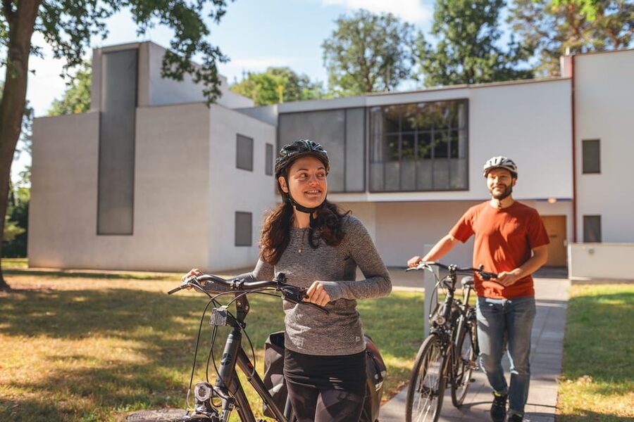 Dessau: Radtour Bauhaus – Junkers – Gartenreich - The value at $23, plus the bicycle rental