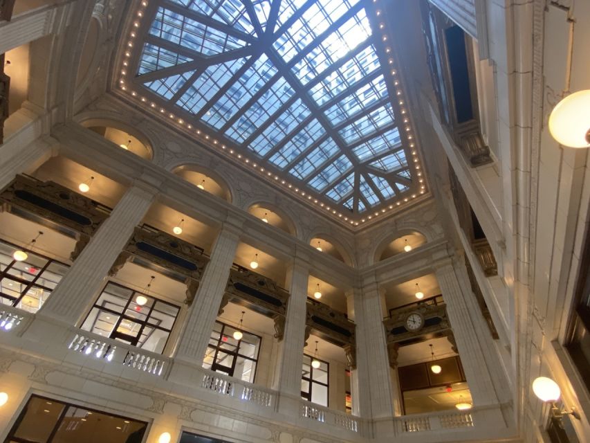 Detroit: Architectural Beauty and Hidden Gems Walking Tour - Belle Isle Brings Water and Green Space Into the Route