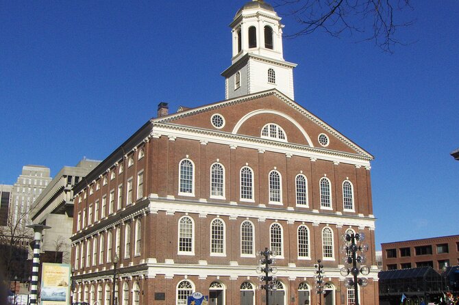 Downtown Freedom Trail Walking Tour - History & Architecture - The first schoolhouse and King’s Chapel