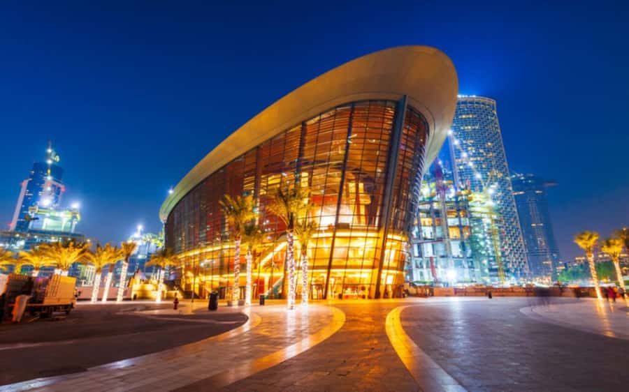 Dubai: Walking, Architecture and History Tour of Dubai Opera - The architecture comes first