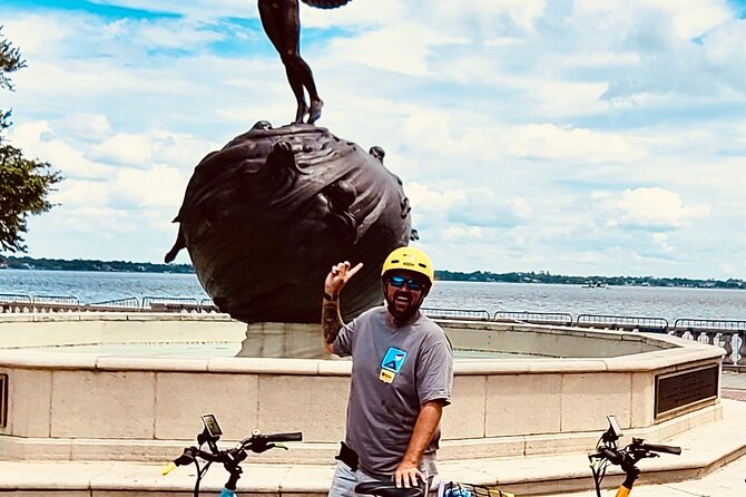 Electric Bike Art and Architecture Guided Tour in Jacksonville - Springfield and downtown add another layer