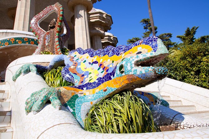 Fast Track Sagrada Familia & Park Guell the best of Gaudí - The transfer to Park Güell is not as simple as it sounds