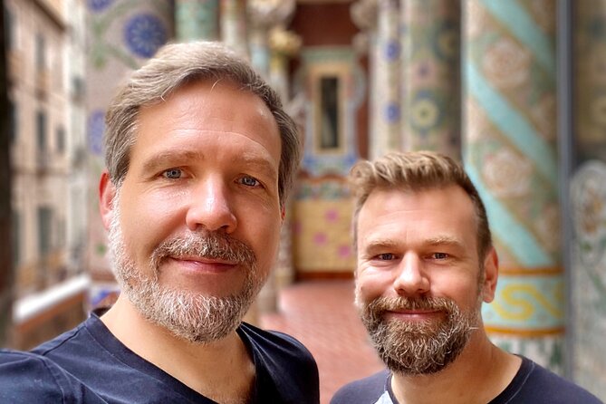 Gaudí and Barcelona Legends - Private Tour - Plaça Catalunya connects two Barcelonas