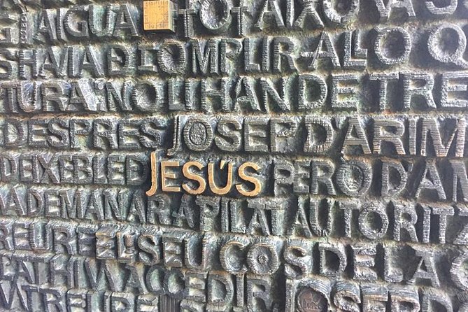Gaudí Essential : Sagrada Familia Guided Tour - Is $131.70 a fair price?
