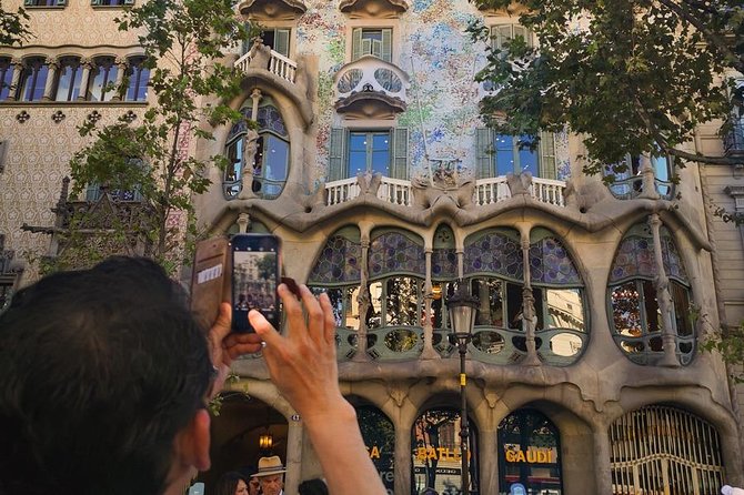 Gaudi houses Private Tour: La Pedrera & Casa Vicens Skip-the-Line - Entering La Pedrera, Gaudí’s mature work