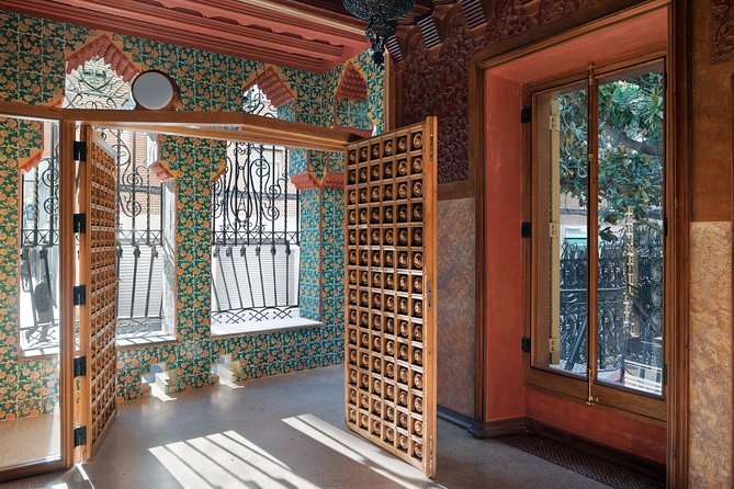 Gaudi´s Casa Vicens Skip the Line Ticket with Audioguide - Entering the House in Gràcia