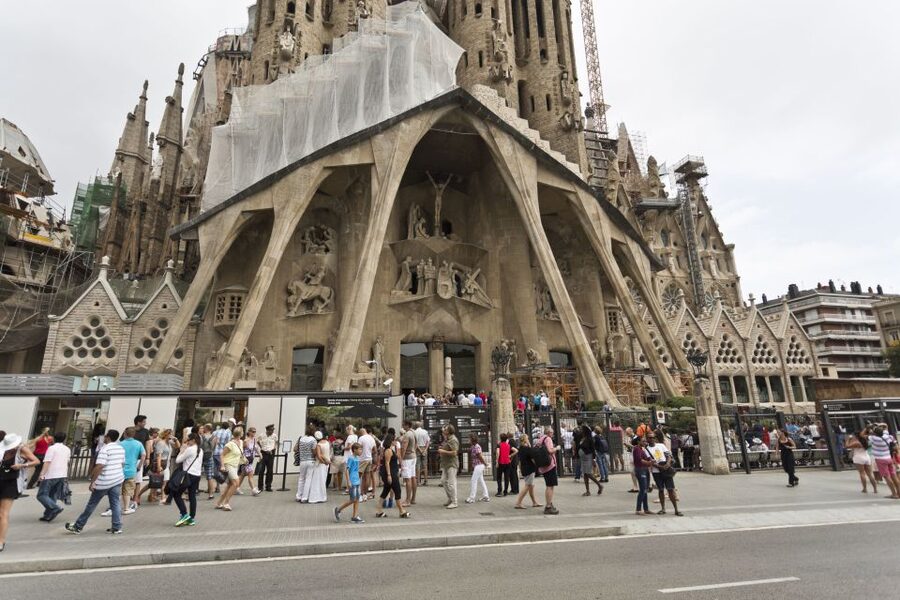 Gaudi's Masterpieces Private Tour in Barcelona - Casa Batlló, the house of bones