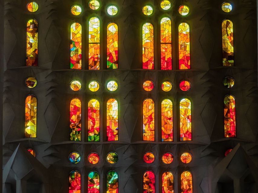 Gaudi's Masterpieces Private Tour in Barcelona - Who should pay for this Gaudí day?