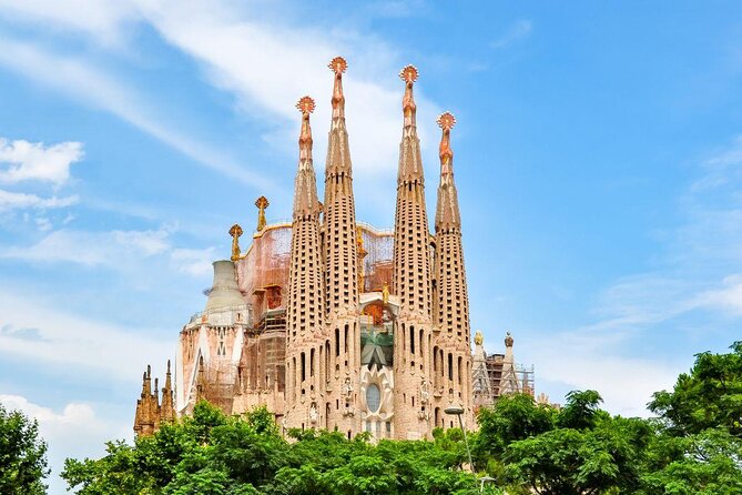 Gaudi's Modernist Legacy: Small Group Walking Tour - Key points to know before booking