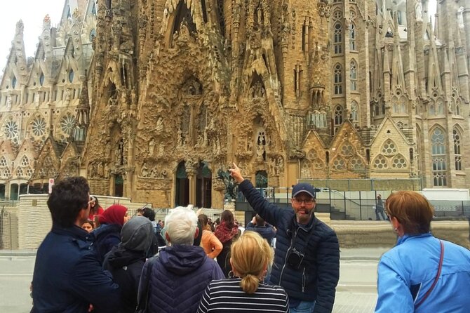 Gaudi's Modernist Legacy: Small Group Walking Tour - Casa Batlló, where Gaudí’s imagination takes over