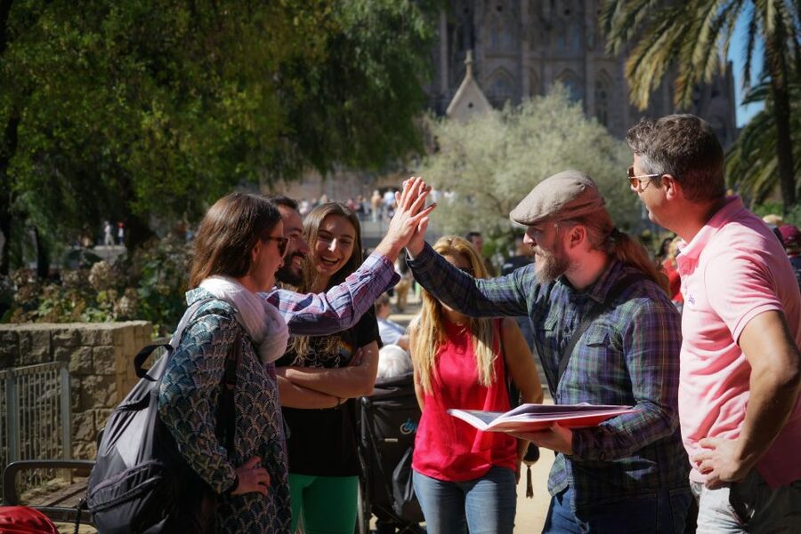 Gaudi UNESCO Highlights - 4h Small Group Bike Tour - Plaça del Sol gives you a real pause in Gracia