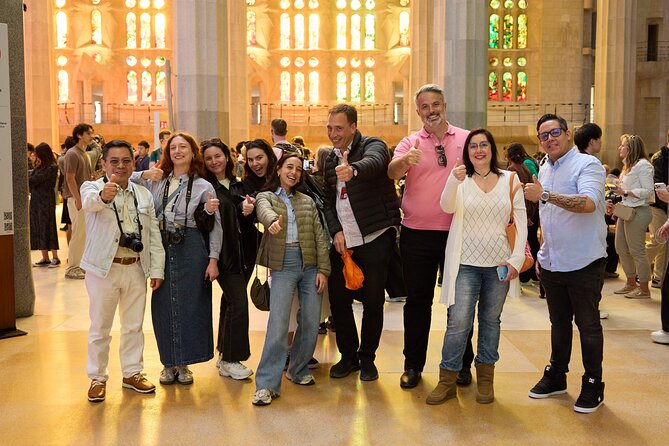 Gaudis Sunset Sagrada Familia and Parc Güell Guided English Tour - Why this Gaudí pairing works so well