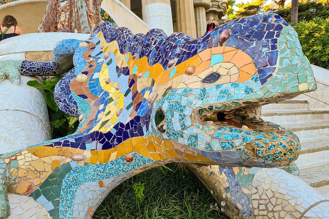 Gaudis Sunset Sagrada Familia and Parc Güell Guided English Tour - Is $142.97 a fair price?