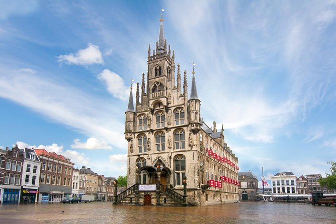 Gouda Private Walking Tour: History, Architecture & Cheese - Timing, transport, and practical planning