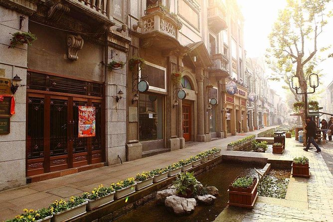Hangzhou Private Architecture Day Tour - Hu Xueyan’s former residence: merchant wealth in physical form