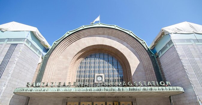 Helsinki architecture tour with a city planner - Key points to know before you book