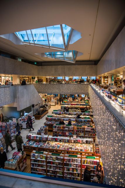Helsinki: Architecture Walking Tour with Expert - JugendHall and the Art Nouveau chapter