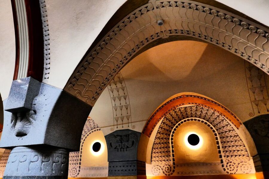 Helsinki: Architecture Walking Tour with Expert - Pohjola Insurance Building and Finnish identity