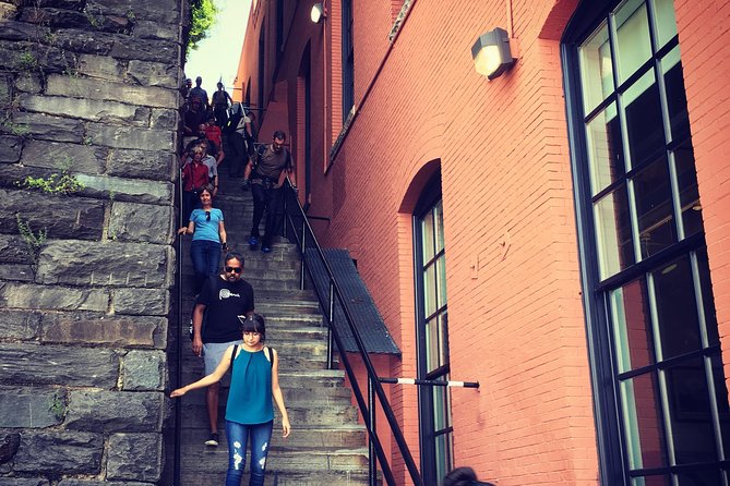 Historic Georgetown Architectural Walking Tour - Meeting at Baked & Wired and finding your bearings