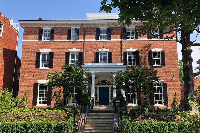 Historic Georgetown: History, Gossip, & Architecture Walking Tour - Georgetown University and the Walk’s High Point