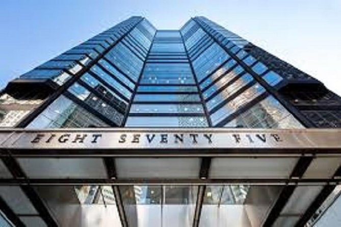 Holdouts: A NYC Architecture Walking Tour - Why Midtown’s holdouts make a better story than a standard skyline tour