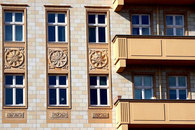 Karl-Marx-Allee Tour: Life and Architecture in East Berlin - Key things to know before walking Karl-Marx-Allee