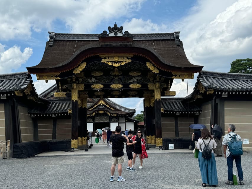Kyoto: Nijo Castle & Gardens 2-Hour Guided Tour - Key points about this Nijo Castle tour