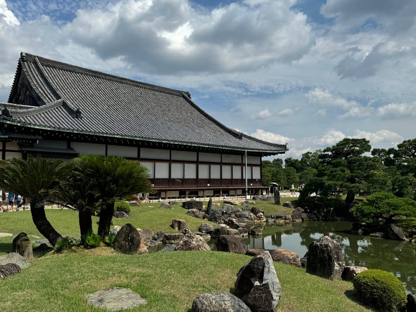 Kyoto: Nijo Castle & Gardens 2-Hour Guided Tour - The final 20-minute walk through the grounds