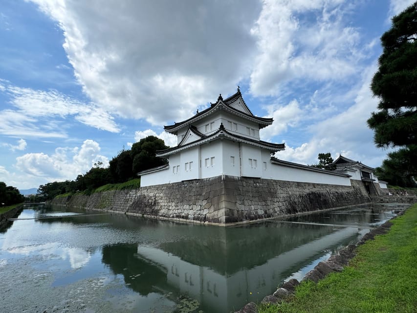 Kyoto: Nijo Castle & Gardens 2-Hour Guided Tour - Who should book this experience
