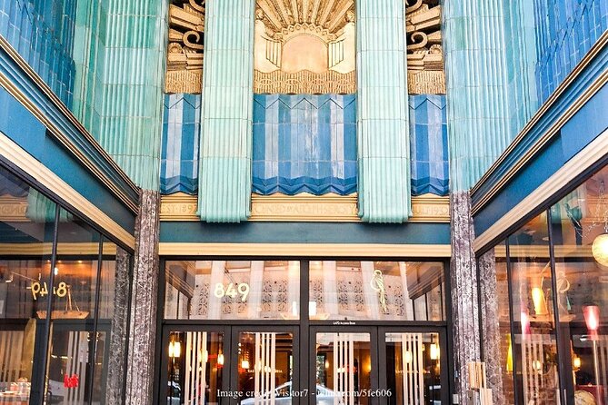 LA's Art Deco & Beaux Art Architecture: Private Walking Tour - Starting at Los Angeles City Hall
