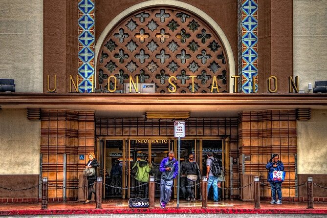LA's Art Deco & Beaux Art Architecture: Private Walking Tour - The Oviatt Building and PacMutual