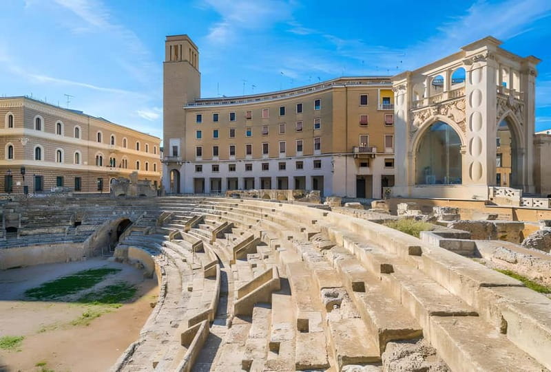 Lecce: Baroque Architecture and Underground Walking Tour - Group size, comfort, and accessibility