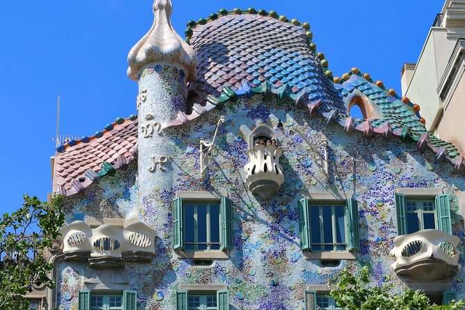Life of Gaudi and Architectural | Walking Tour | 2h - Why this Gaudí route works in Barcelona